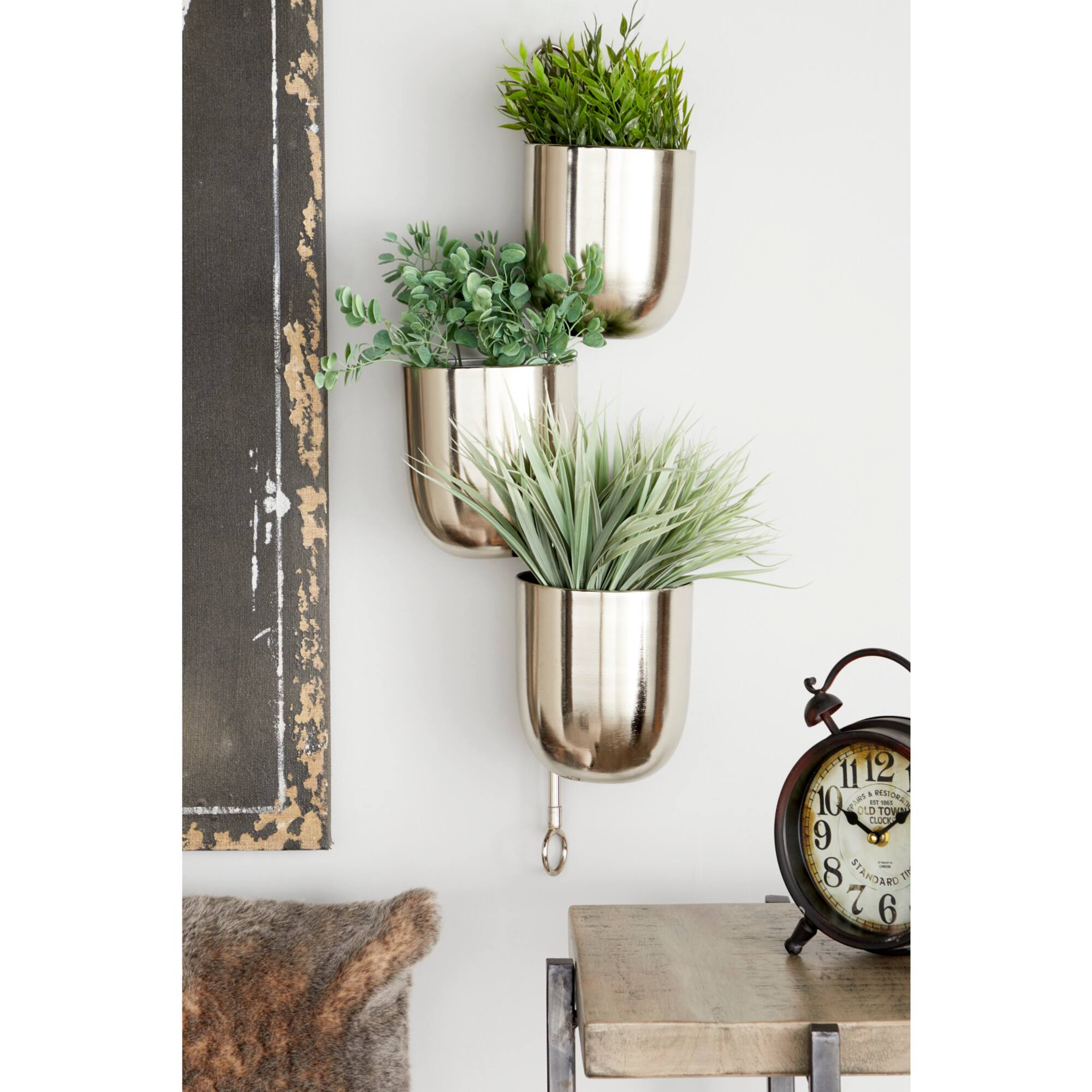 25" Silver Metal Contemporary Wall Planter